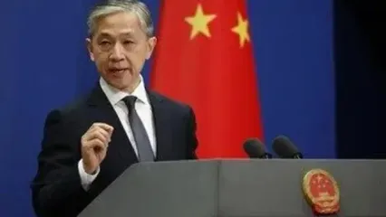 ورود نخست وزیر چین به سئول برای شرکت در نهمین نشست سران چین، ژاپن و کره جنوبی