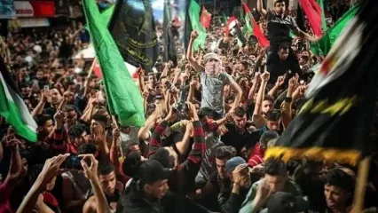 شادی مردم رفح از شنیدن خبر توافق حماس برای آتش‌بس