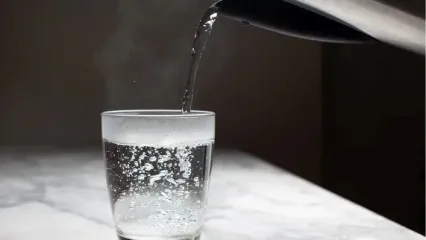 راز لاغری در یک لیوان آب گرم؟