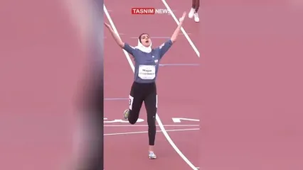 ویدیو | هاجر صفرزاده با رکوردشکنی قهرمان جهان شد
