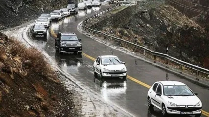 هشدار بارش باران در جاده‌های ۹ استان؛ مه‌گرفتگی در ۳ محور منتهی به شمال