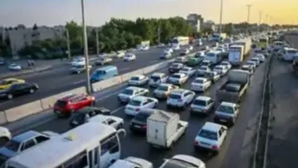 آخرین وضعیت ترافیکی در آزاد راه کرج - تهران