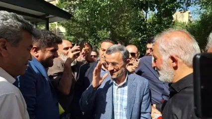 تجمع طرفداران انتخاباتی محمود احمدی‌نژاد در میدان ۷۲ نارمک +عکس