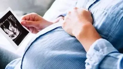 رفع محدودیت بارداری برای سنین زیر ۱۸ و بالای ۳۵ سال