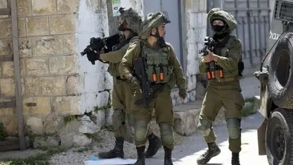 سربازان اسرائیلی خود را منفجر می‌کنند