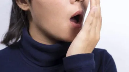 رفع بوی بد دهان با این روش ساده