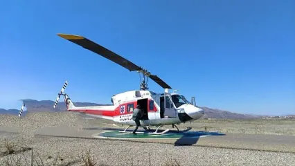 اعزام تیم‌های امدادی و پهباد و سگ‌های زنده‌یاب به محل حادثه فرود سخت هلیکوپتر رییس‌جمهور