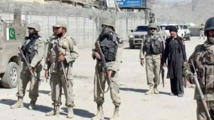 درگیری مرزی پاکستان و افغانستان/  تبادل آتش ادامه دارد؟
