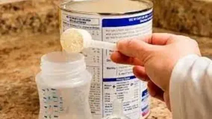 خبر مهم درباره قیمت و سهمیه شیرخشک دولتی نوزادان/ شرایط جدید دریافت شیرخشک یارانه‌ای چیست؟