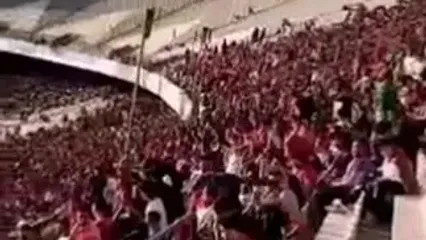 ویدیوی شوکه‌کننده از حضور یک شهروند با گریم صدام حسین در استادیوم آزادی!