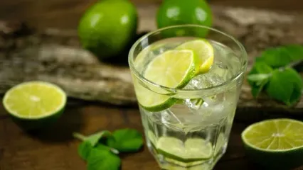 فواید فوق العاده و بی نظیر مصرف آب و لیمو