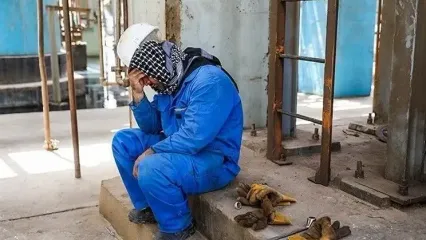 حداقل دستمزد کارگران چند درصد پایین‌تر از خط فقر است؟+اینفوگرافی
