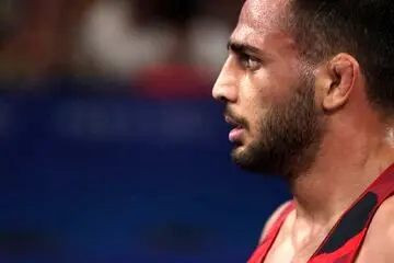 کشتی آزاد قهرمانی جهان؛ پیروزی بزرگ آذرپیرا مقابل قهرمان المپیک و صعود به فینال