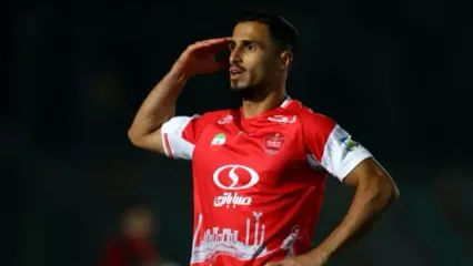 علیپور تاریخ‌ساز شد/ مهاجم پرسپولیس در جمع پنج پاسور برتر سرخ‌پوشان