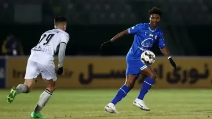 هافبک استقلال ایران را ترک کرد