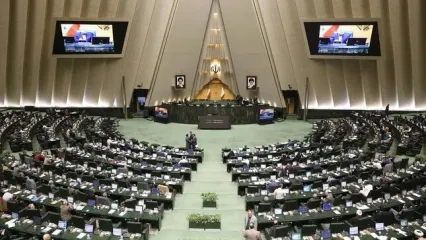 بیانیه ۱۰ بندی ۱۸۰ نماینده مجلس پس از جلسه علنی شبانه /  دولت هرچه سریع‌تر وزرای پیشنهادی جایگزین شهدای سرافراز دولت را به مجلس معرفی کند