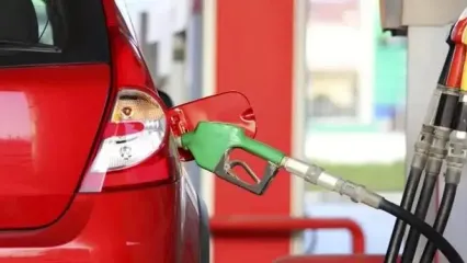 رانندگان شوکه شدند: سهمیه بنزین خودروهای شخصی کاهش یافت!