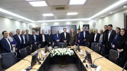 مراسم تقدیر از مدیران و کارشناسان بازنشسته ایمیدرو برگزار شد