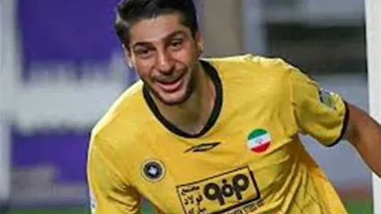 گل برای سپاهان همراه با شادی گل تحریک‌آمیز!