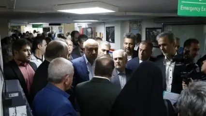 بازدید وزیر رفاه از مجتمع درمانی و نمایشگاه توانمندی های میانه