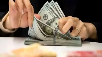 دلار باز هم آتش گرفت؟ / پیش بینی تکان دهنده قیمت دلار برای فردا ۲۰ اردیبهشت ۱۴۰۴