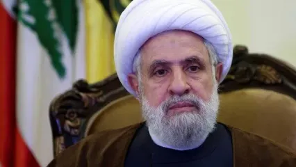 نعیم قاسم:  رهبر انقلاب مایه افتخار و مباهات ماست