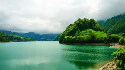 تفال به حافظ جمعه ۱9 اردیبهشت ۱۴۰۴؛ دوش رفتم به در میکده خواب آلوده....