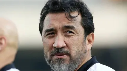 خداداد عزیزی: ترابی جایی نمی‌رود