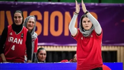 النی کاپوچیانی: عاشقانه کنار دختران ایرانی کار می کنم/ تا 5 سال پیش بسکتبال زنان ایران در نقشه آسیا وجود نداشت!