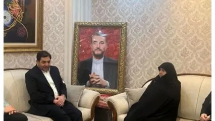 مخبر با خانواده شهید امیرعبداللهیان دیدار کرد