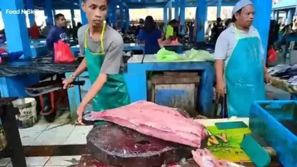 ببینید؛ غذای خیابانی در تایوان؛ برش ماهرانه ماهی تن باله زرد برای تهیه ساشیمی در تایپه