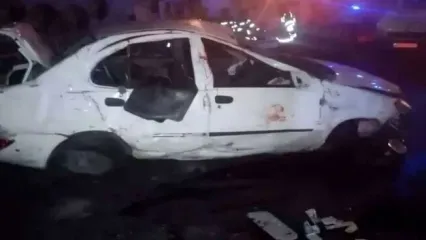 پرت شدن راننده تیبا به بیرون در بزرگراه چمران