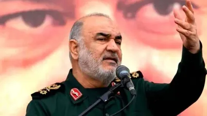 روایت عجیب از زمان و نحوه شهادت سردار سلامی و سردار کاظمی