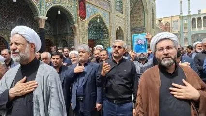 برگزاری آیین تدفین پیکر قاضی علی قناعت‌کار در حرم حضرت معصومه (ع) + فیلم