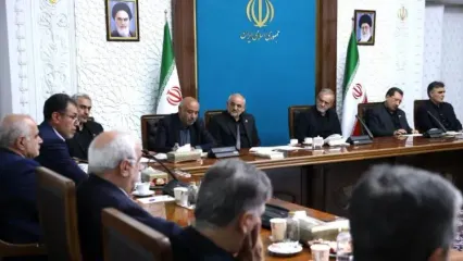رسانه ملی و تریبون‌های رسمی نهایت دقت را در حفظ همبستگی ملی داشته باشند