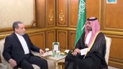 دیدار عراقچی با محمد بن سلمان ولیعهد عربستان سعودی