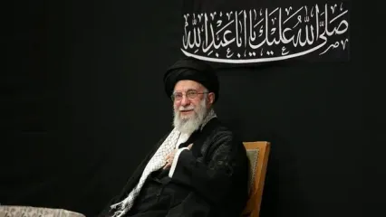 قطع برنامه‌های شبکه الجزیره و پخش تصاویر رهبر انقلاب در مراسم شب عاشورا