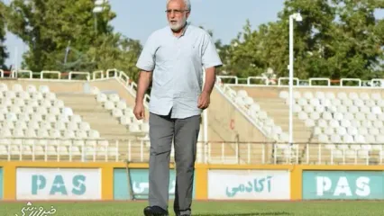 مربی سرشناس در جنوب تهران زنجیرزن شد+ عکس