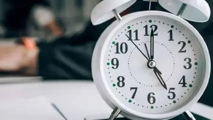 آخرین وضعیت بررسی لایحه دولت برای تغییر ساعت رسمی کشور