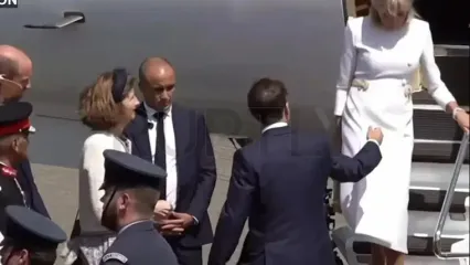 رفتار عجیب همسر ماکرون دوباره خبرساز شد
