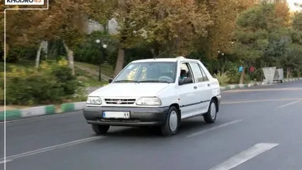 ویدئو عجیب از حرکت خرچنگی یک پراید در جاده