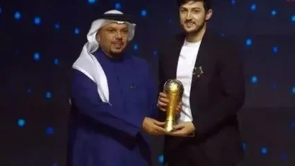 سردار آزمون نامزد جایزه مرد سال آسیا شد