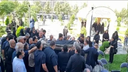 مراسم تشییع رضا سوخته سرایی برگزار شد