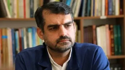 واکنش نماینده قم به سرو مشروب در کافه کاریز
