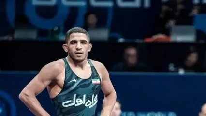 رحمان عموزاد با پیروزی قاطع مقابل هم رزم ایرانی خود به فینال رسید + فیلم