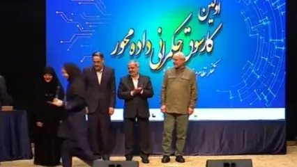 تجلیل قالیباف از دانش‌آموزان نخبه