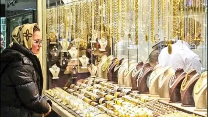 قیمت طلا و سکه امروز چهارشنبه ۷ آبان ۱۴۰۴