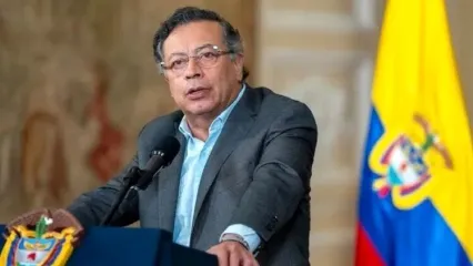 رئیس جمهوری کلمبیا: ما زانو نخواهیم زد