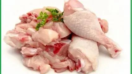 پیش‌بینی قیمت مرغ و تخم‌مرغ / هشدار یک مسئول: بازار با کمبود جدی مواجه خواهد شد