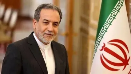 گفت‌وگوی سه‌جانبه عراقچی، بدر عبدالعاطی و گروسی درباره مسائل هسته‌ای